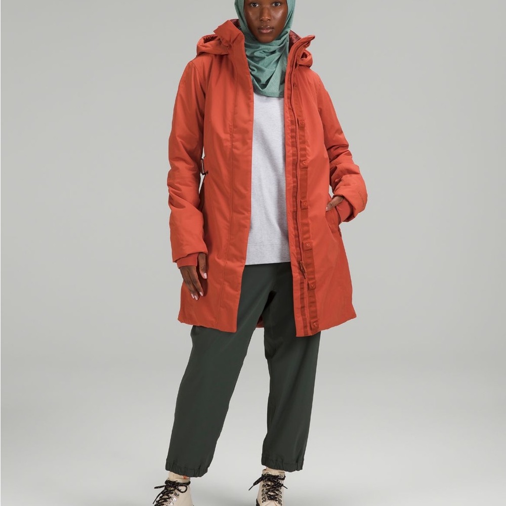 Lululemon Apres it all jacket sz 12 sold out online!